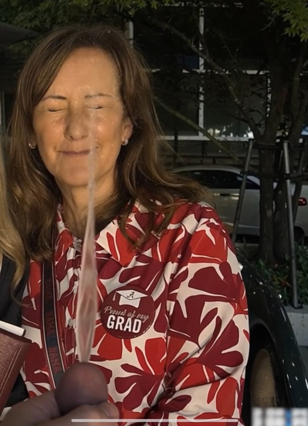 Milf AI Full Face Piss V2 10161404