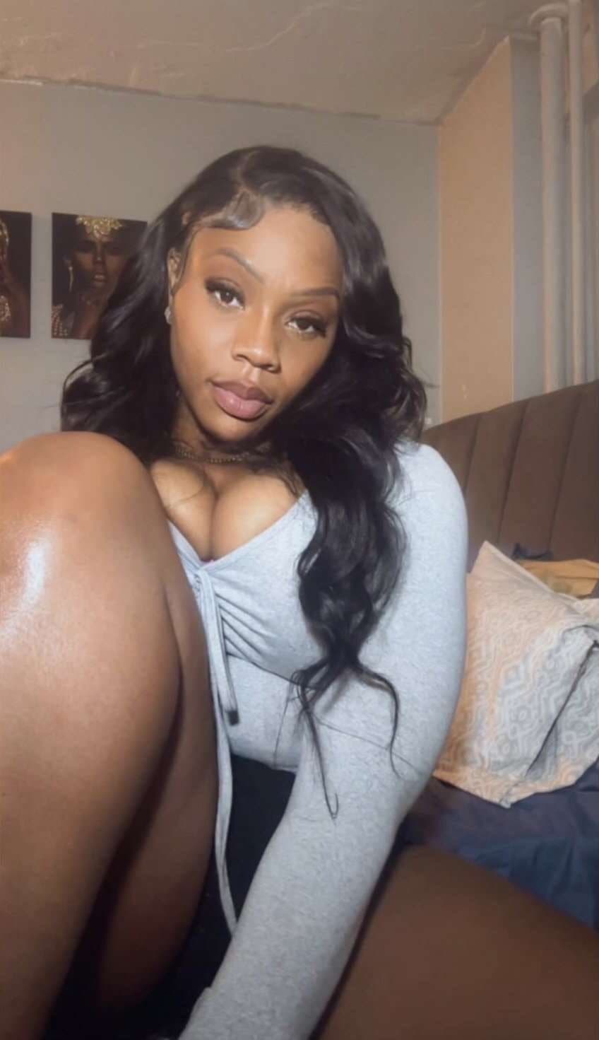 Sexy ass BBW thot Tay ? Lightskin thick beautiful slut with gorgeous boobs & Ass! Loves to twerk ?