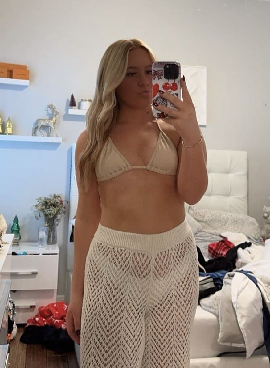 D e g r a d e my busty h . S teen slut Taylor Hansen