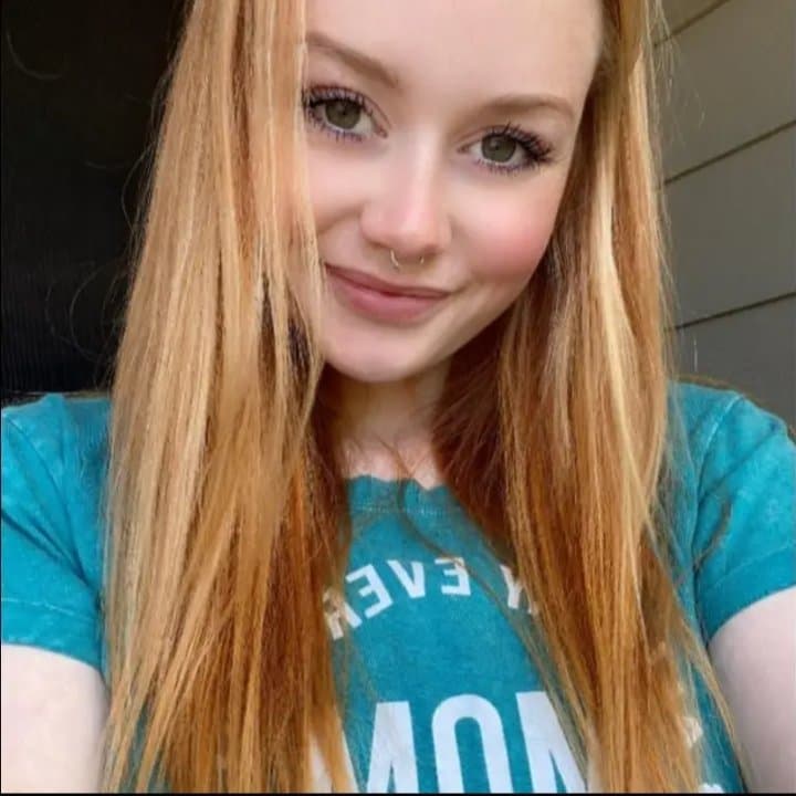 My Sexy Neighbor Brooke And Her Plump Ass