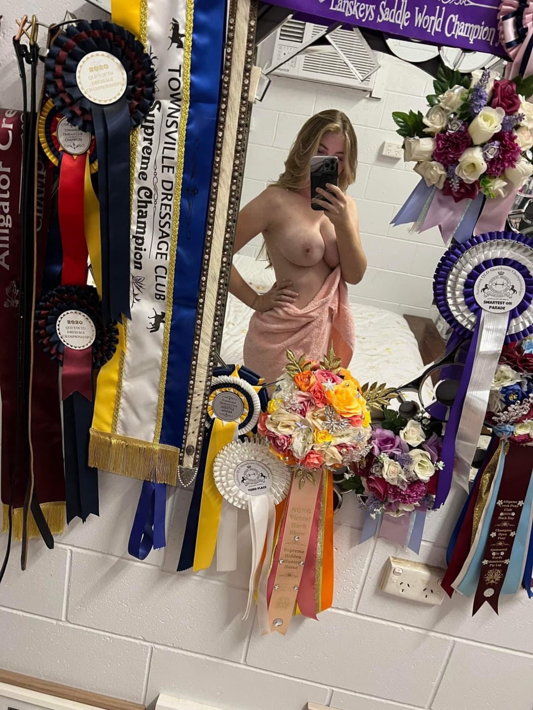 Chatpic caught slut izzy