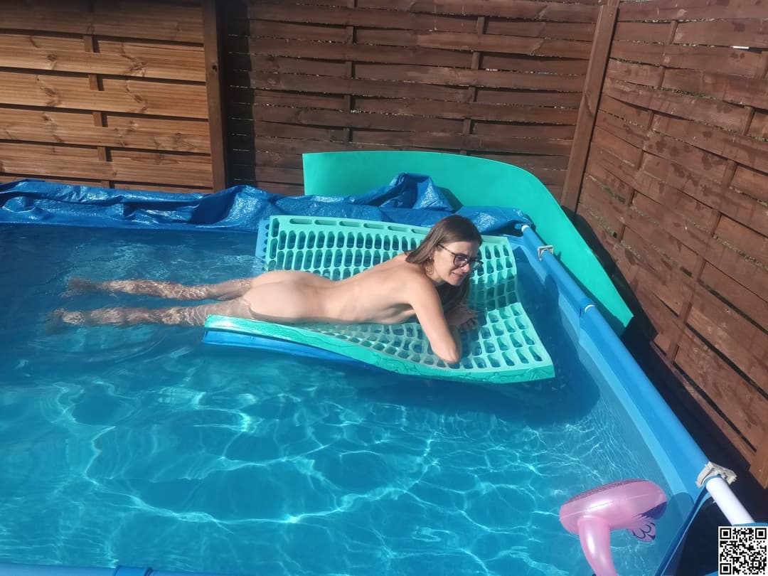 Darina, 46 slim hot slut from Czech