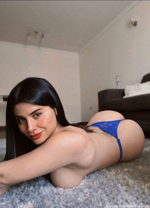 Click to view full size Valentina runco perra culona de grandes tetas