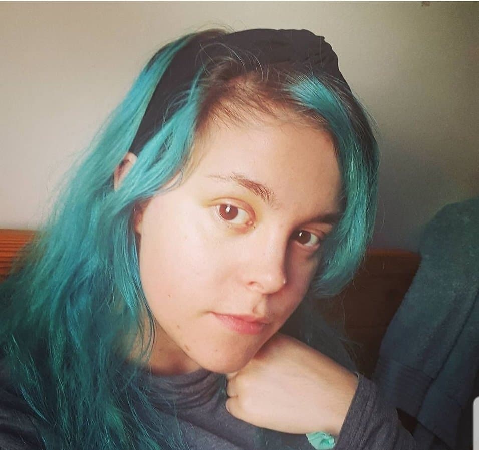 Gorgeous tease Katie welcomes her new stepdad - deepfake