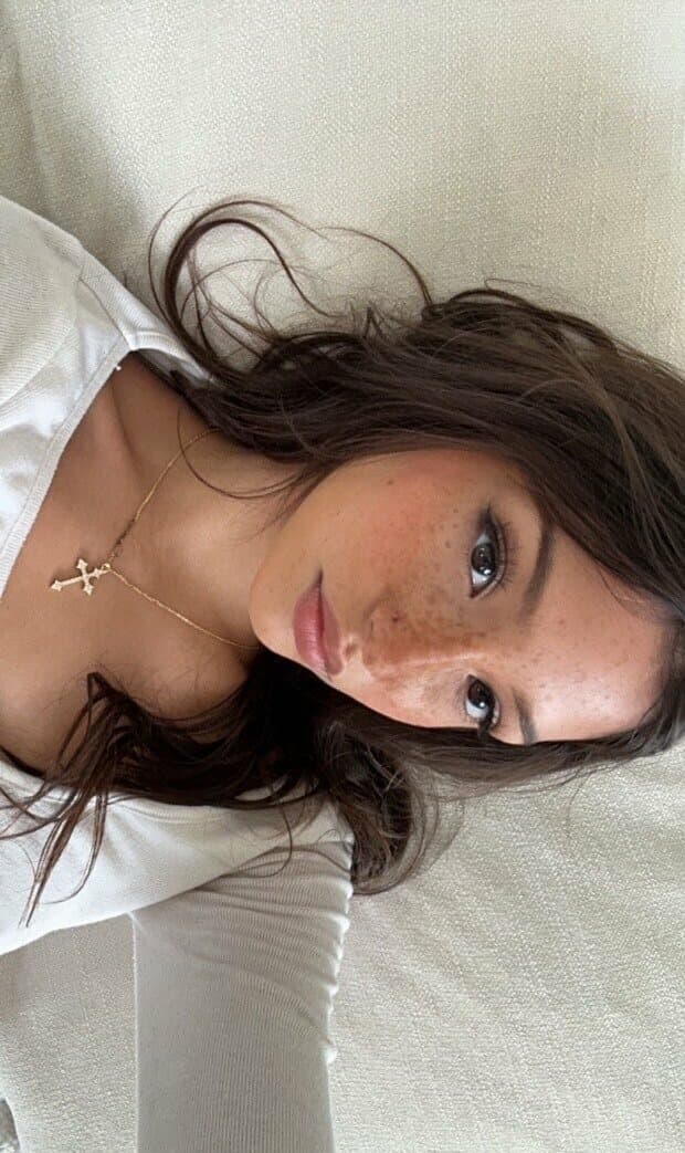 Click to view full size Extremely wild gorgeous babe 152GB