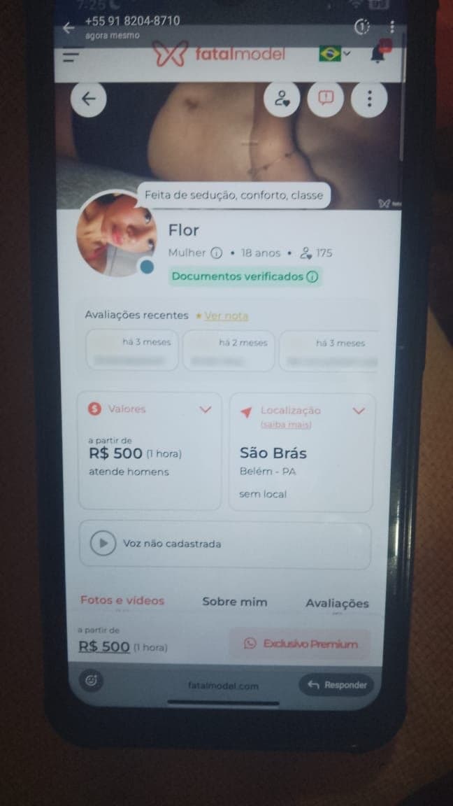 Cyndi safadinha gostosa da bucetinha linda e peito lindo 18 aninhos essa putinha tem !!