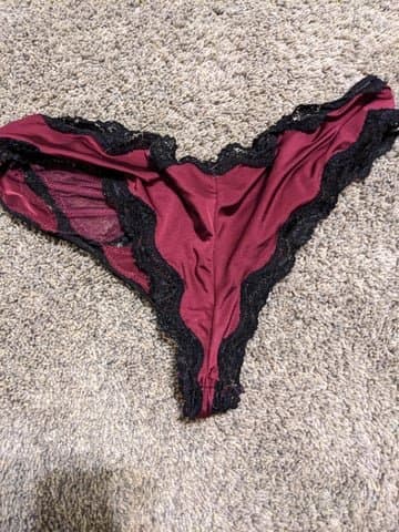 Pt2 sexy milf ass and vpl. Jiggle recoil Creepshot vpl redhead bbc desi bhabi leggings pawg panties