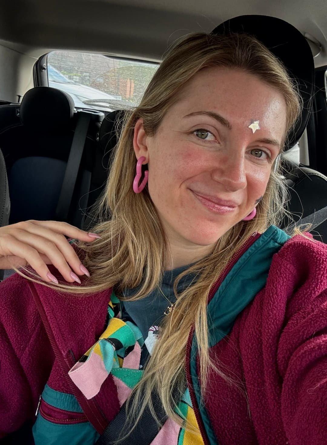 Wanna see me play with my tits Honey