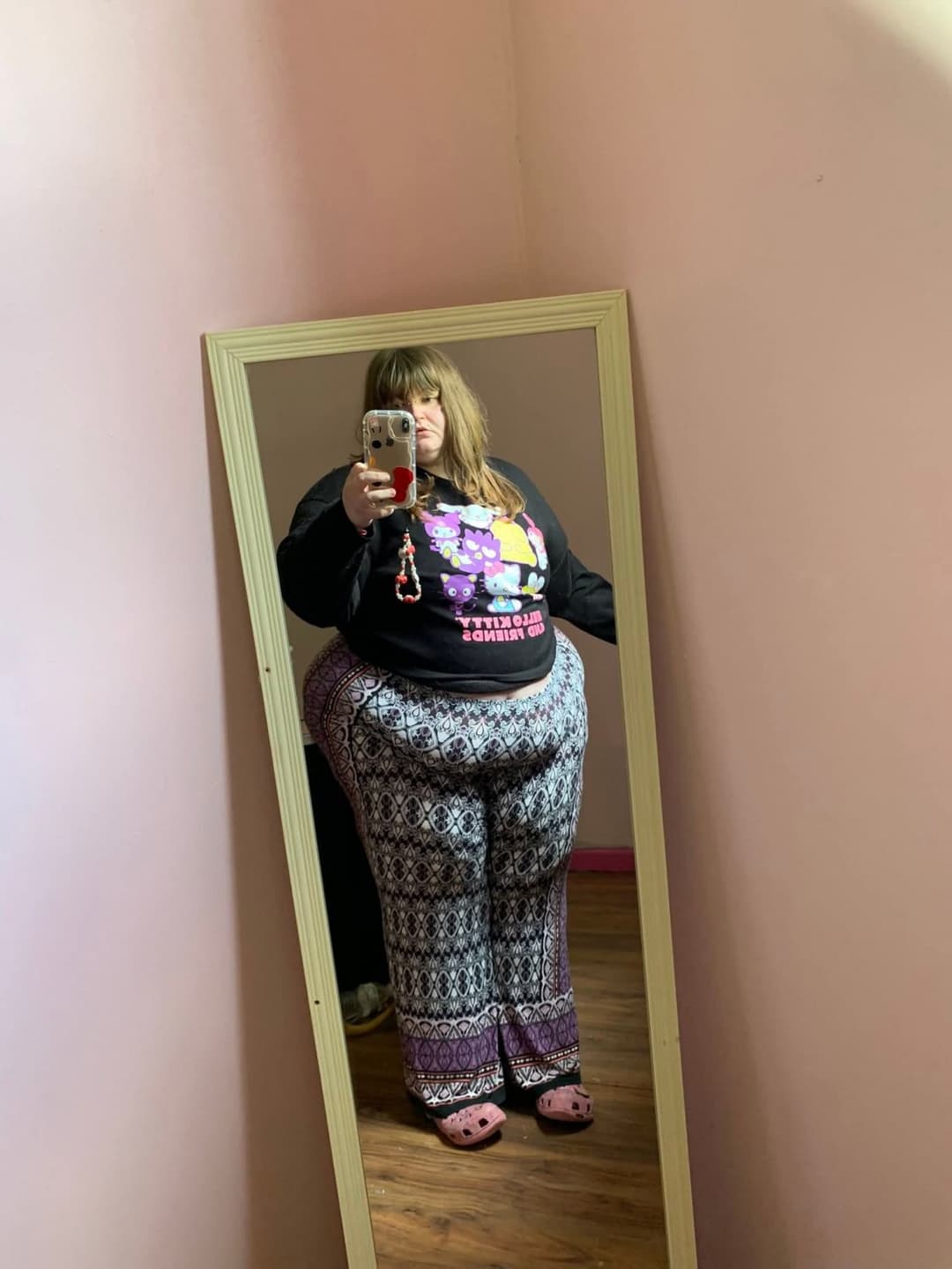 MASSIVE HUGE PAWG SSBBW BBW HUGE THICK BIG ASS GOONER MATERIAL