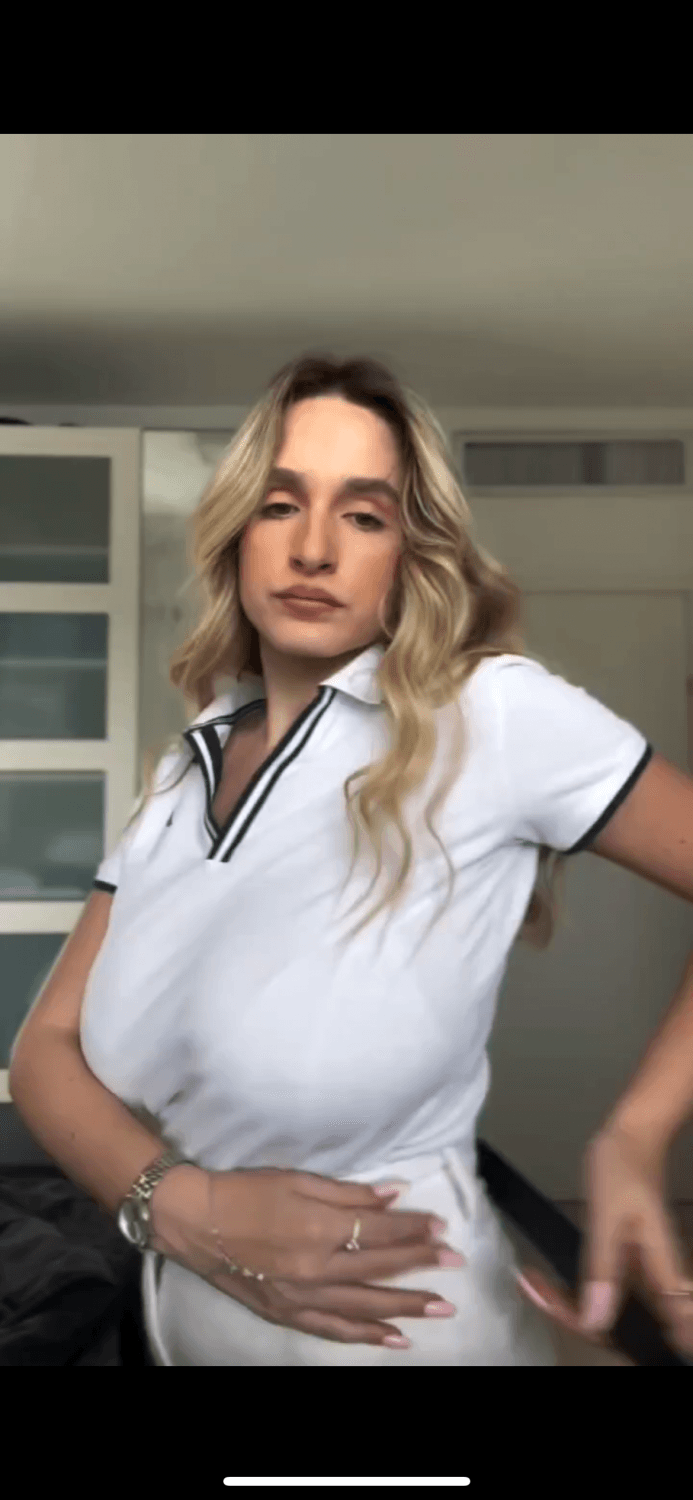 Heavy huge natural tits irl  stacked  noa