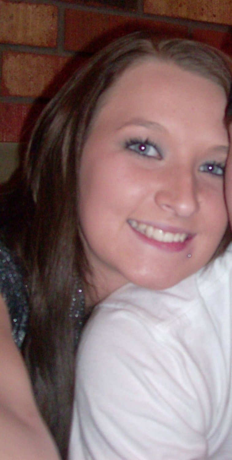 Two girls live out their dream of getting naked and making out with each other on the G G W bus