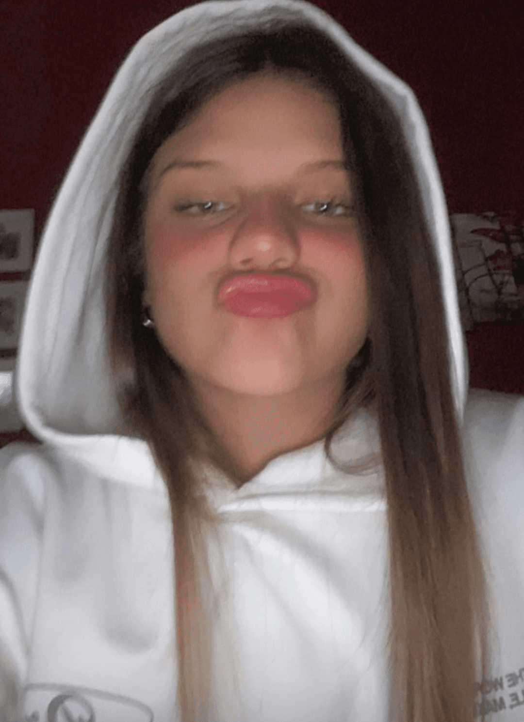 Luz pendeja virgen casi ilegal