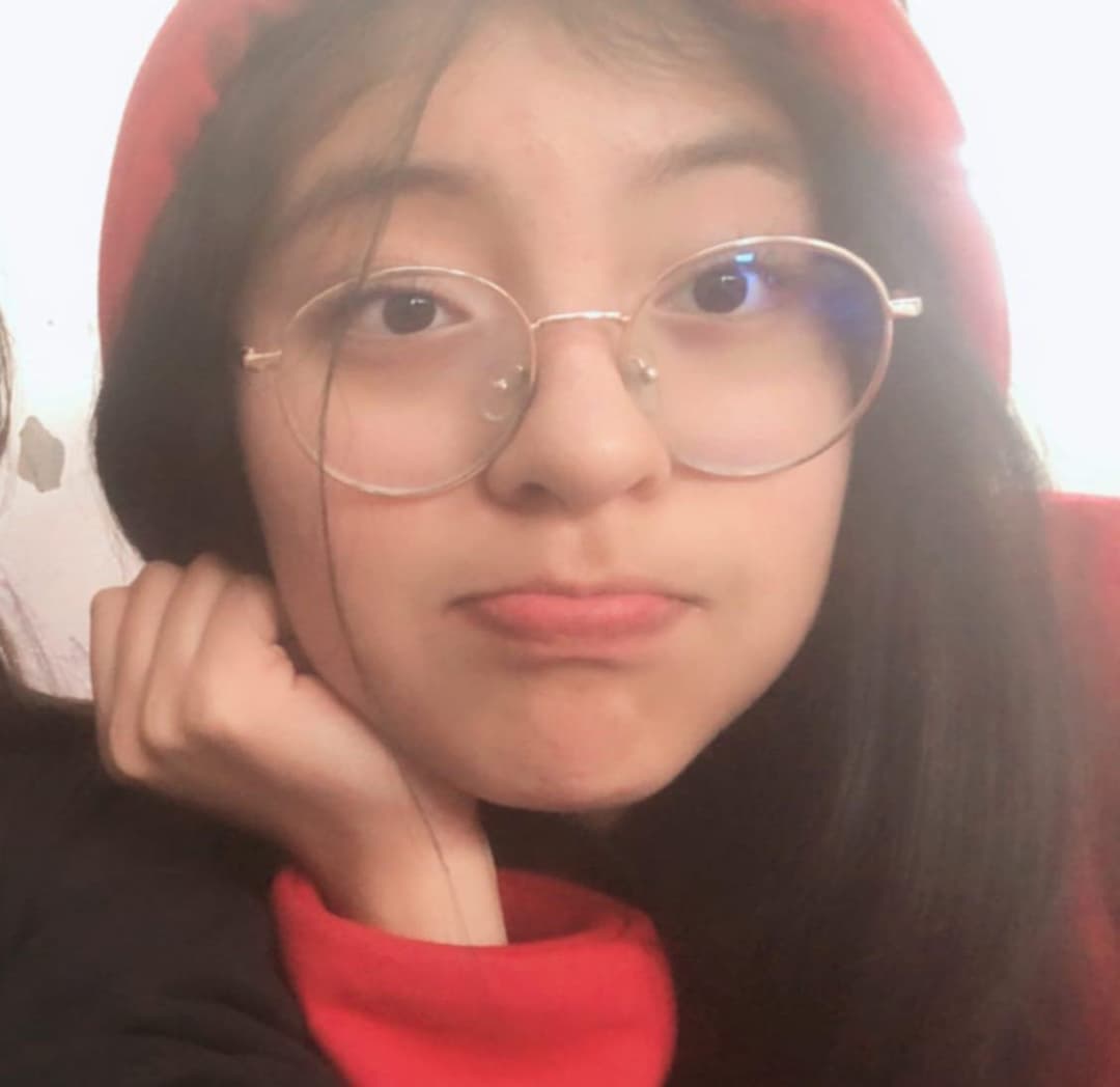 Melany Dayana morrita pendeja que es adicta a la verga y le gusta exhibirse, que opinan de ella ?