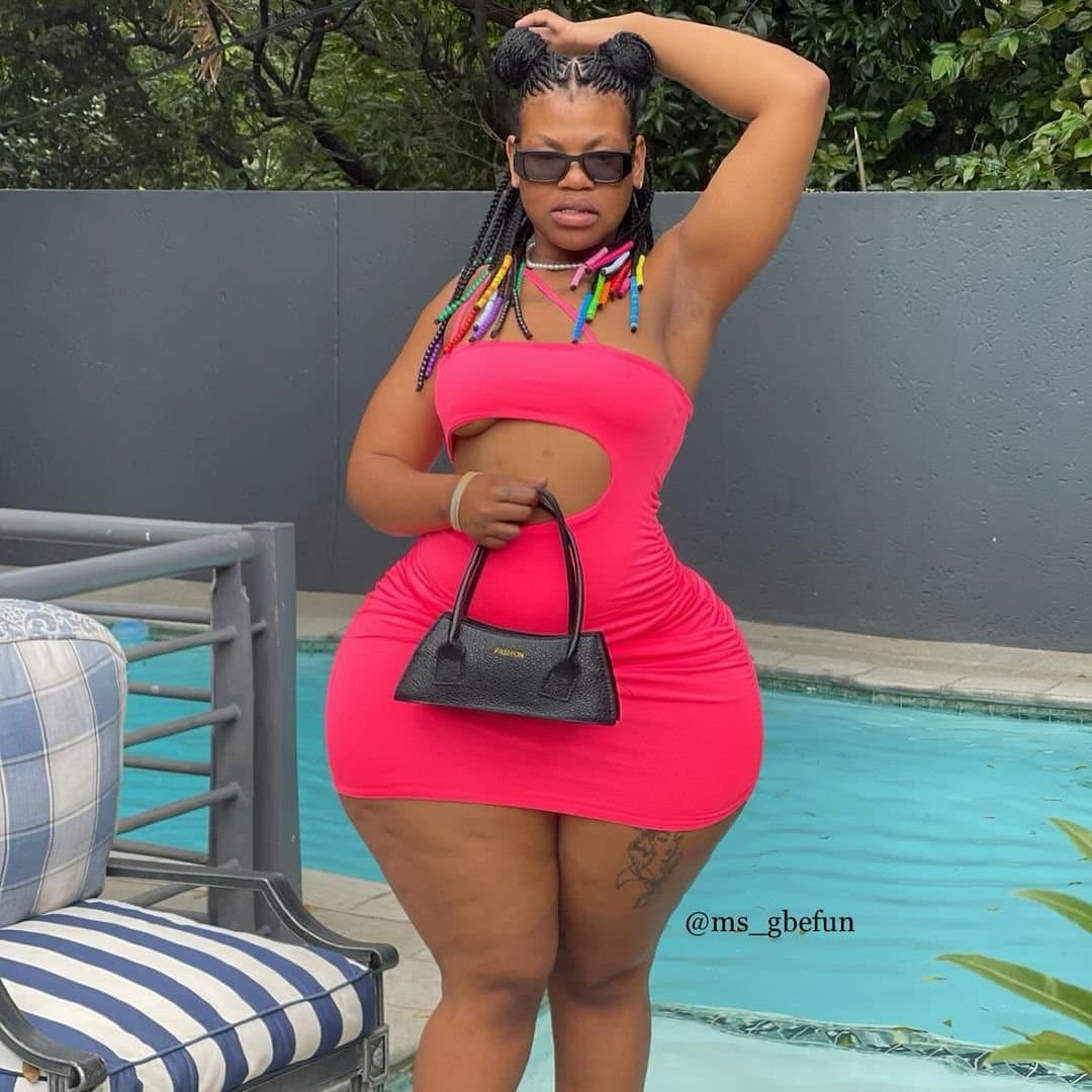 @Ms_Egbfun hourglass pear-shaped South African ass