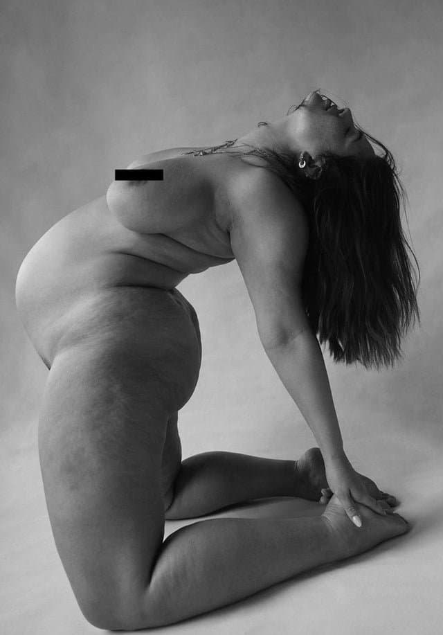 Request.. 38yr old Model, TV Host.. <> Mom of 3.. <> Re-known PlusSize Model in the fashion industry