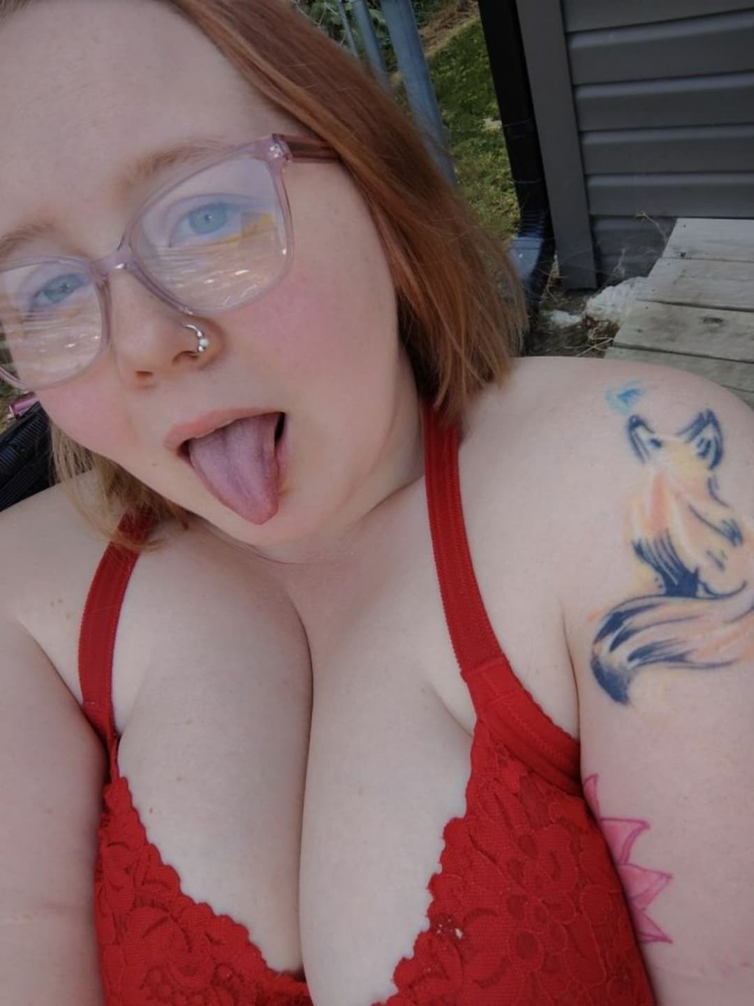 Click to view full size Sapphire the cow kik slut