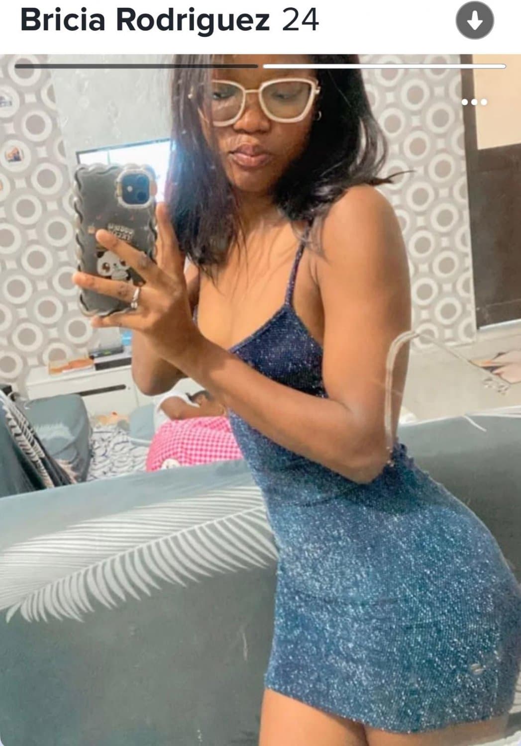 Click to view full size Eu e vc sabemos que ela é fera na cama