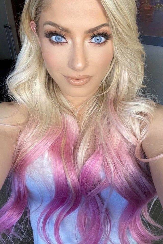 Alexa bliss la troia della wwe