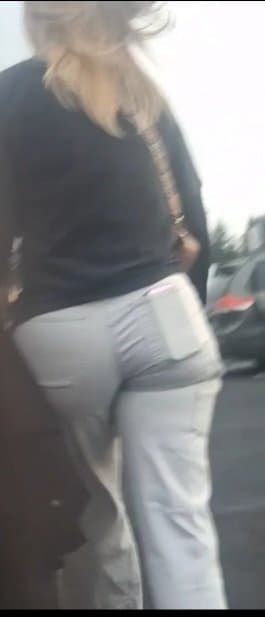 My Sexy Aunt And Her Juicy Ass