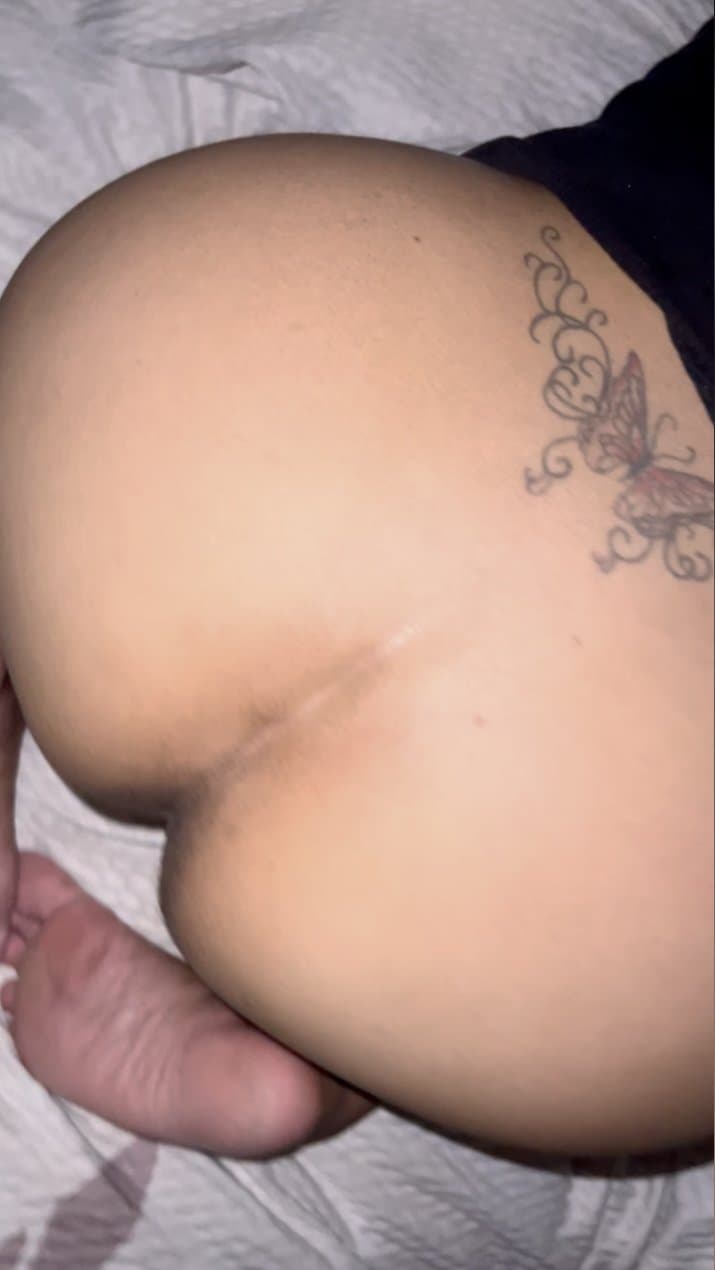 Clip of me fucking my ex slutty milf stepmom plus she left her phone unlocked