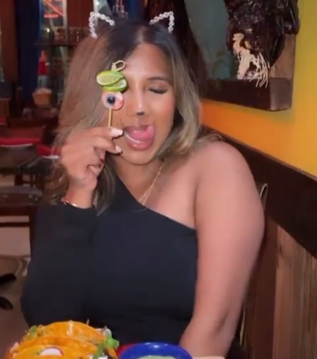 Indian slut Christie wants your cum