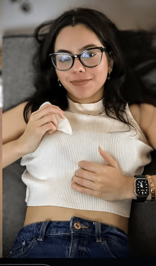 Nerdy beautiful Honduras skinny doctor fucked hard. Wide smile tight pussy. Love this nerd. AI fakes