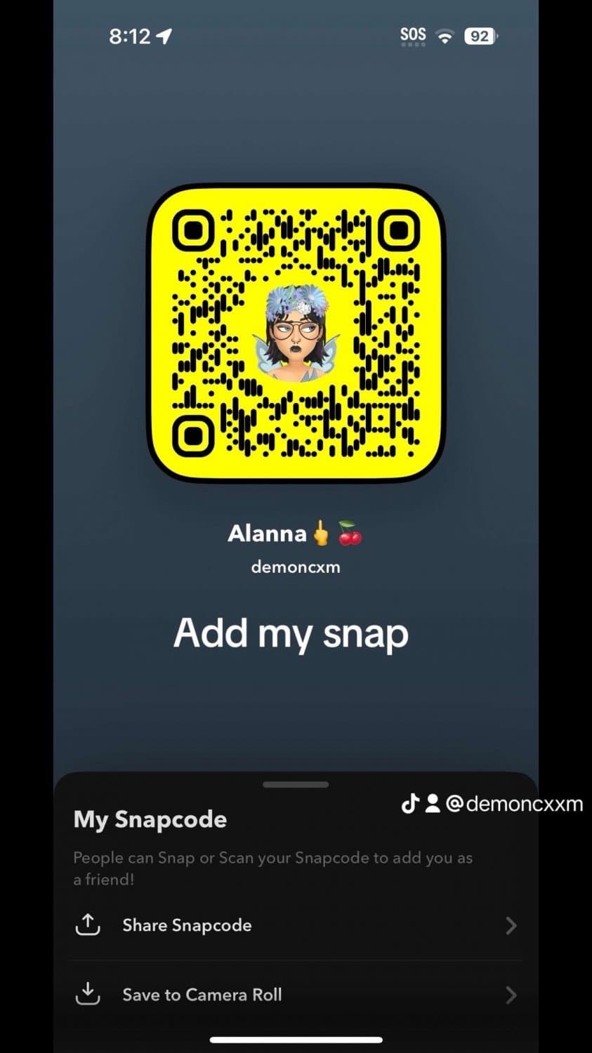 Beautiful goth babe smacking her face with her dildo