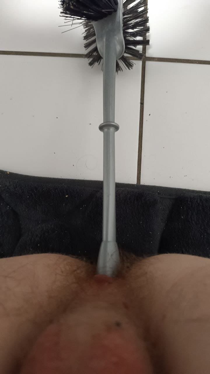 Click to view full size Bitte schreibt ihn an und nutz ihn aus TELEGRAM: S_a344S er ist eng und jung