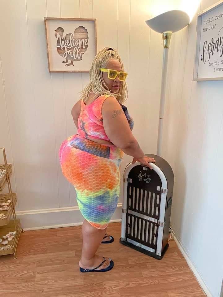 JUICY THICK BIG ASSES LATINA EBONY BBW SSBBW