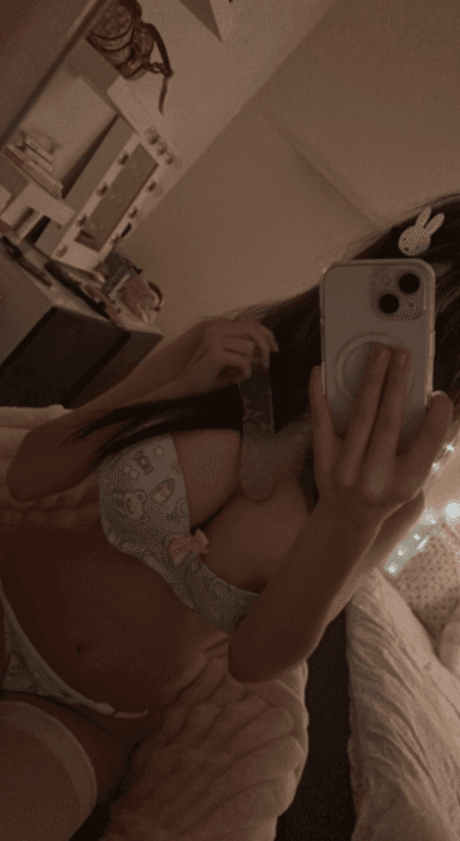 slut latina with some big mommy milkers