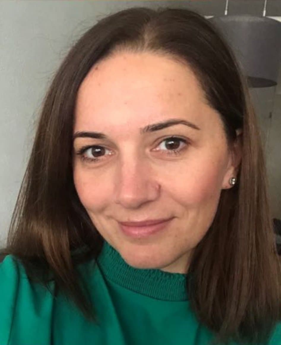 Click to view full size Mature Bitch Milijana (Non Nude)