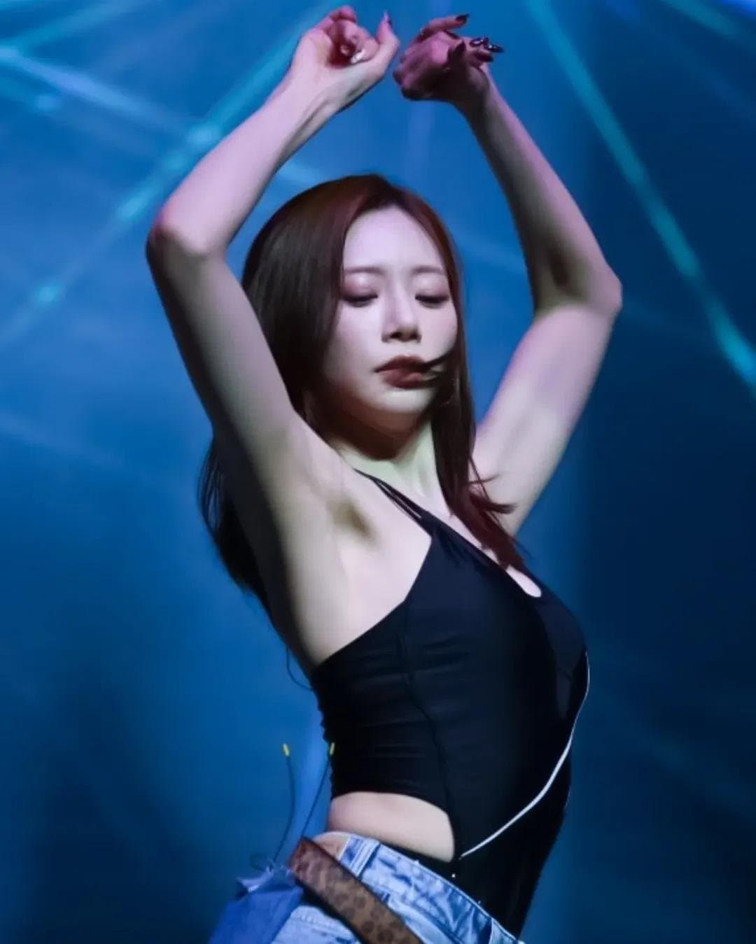 Fap to armpit kpop