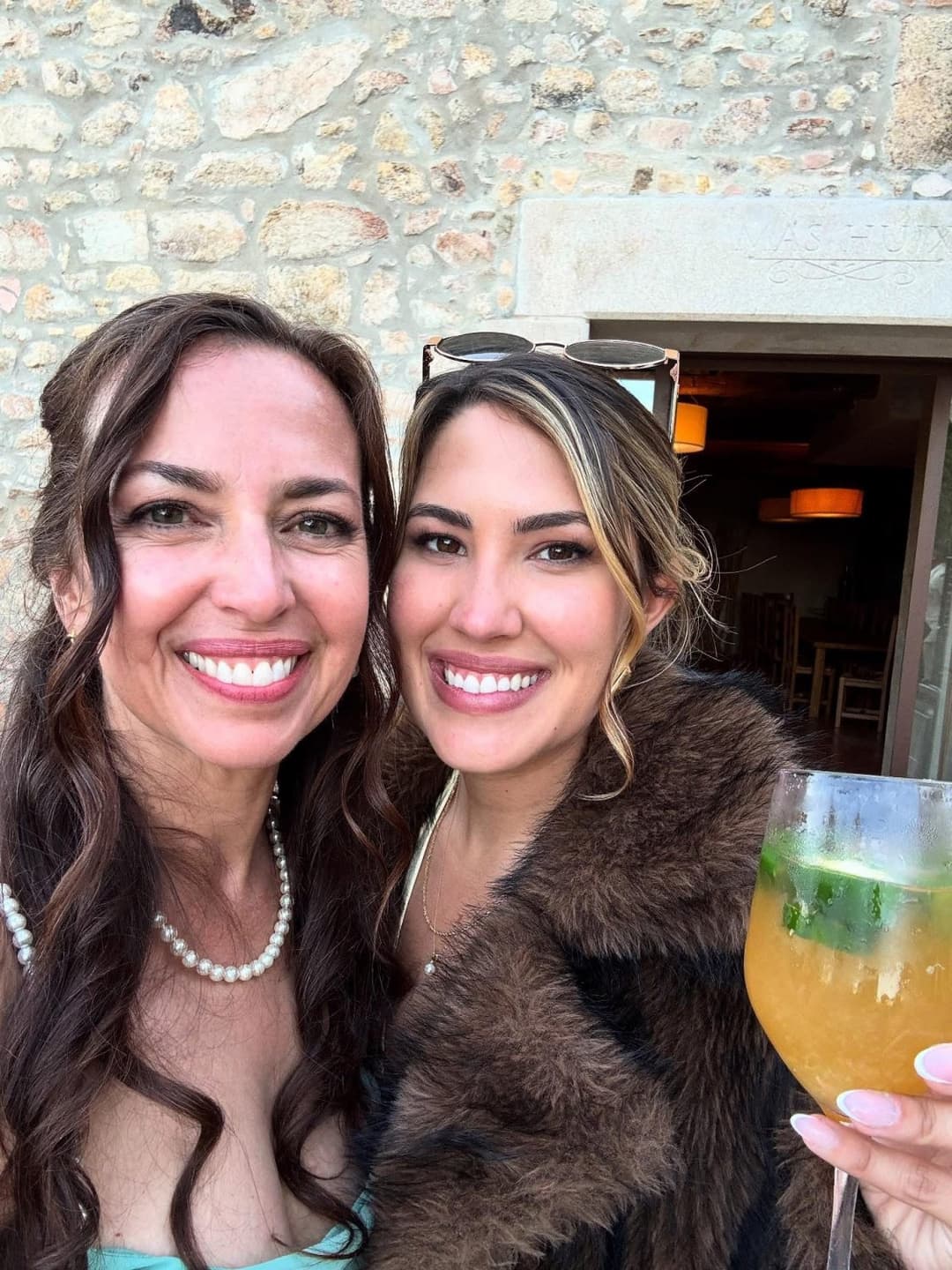 MILF with Big boobs and nice dick sucking lips