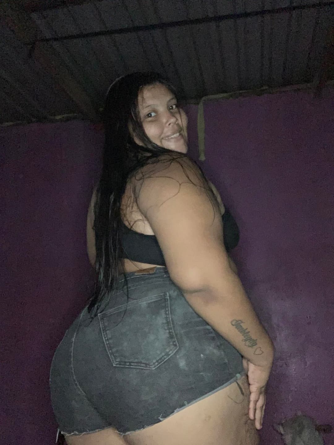 BIG THICK BOOTY LATINA BBW