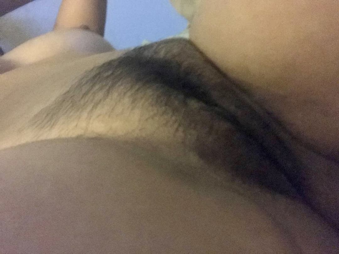 Click to view full size Tetas, tetas, y más tetas!