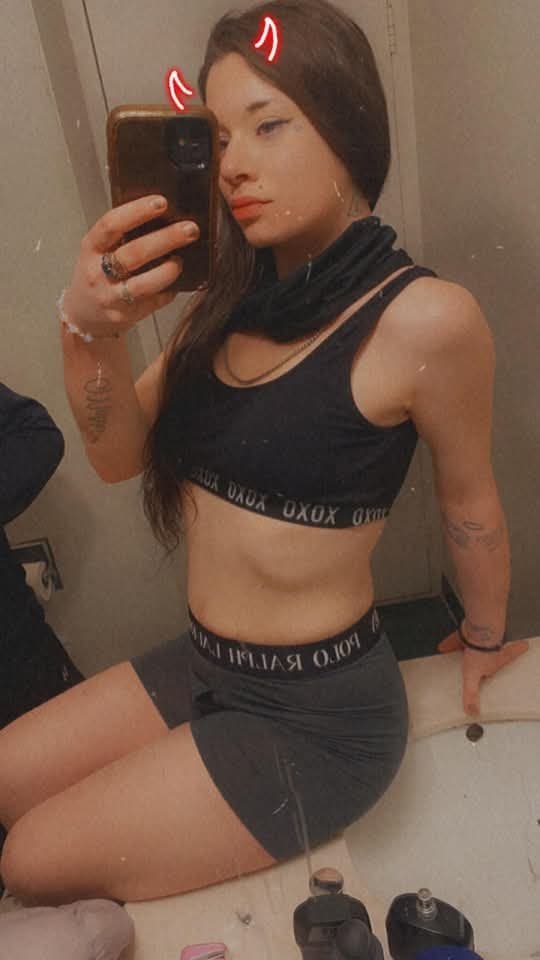 Shawna the preggo crack rat vids coming soon