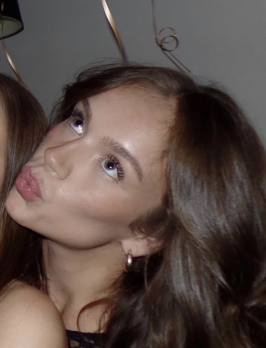 Sophomore Blonde Stunner with a gorgeous facecard