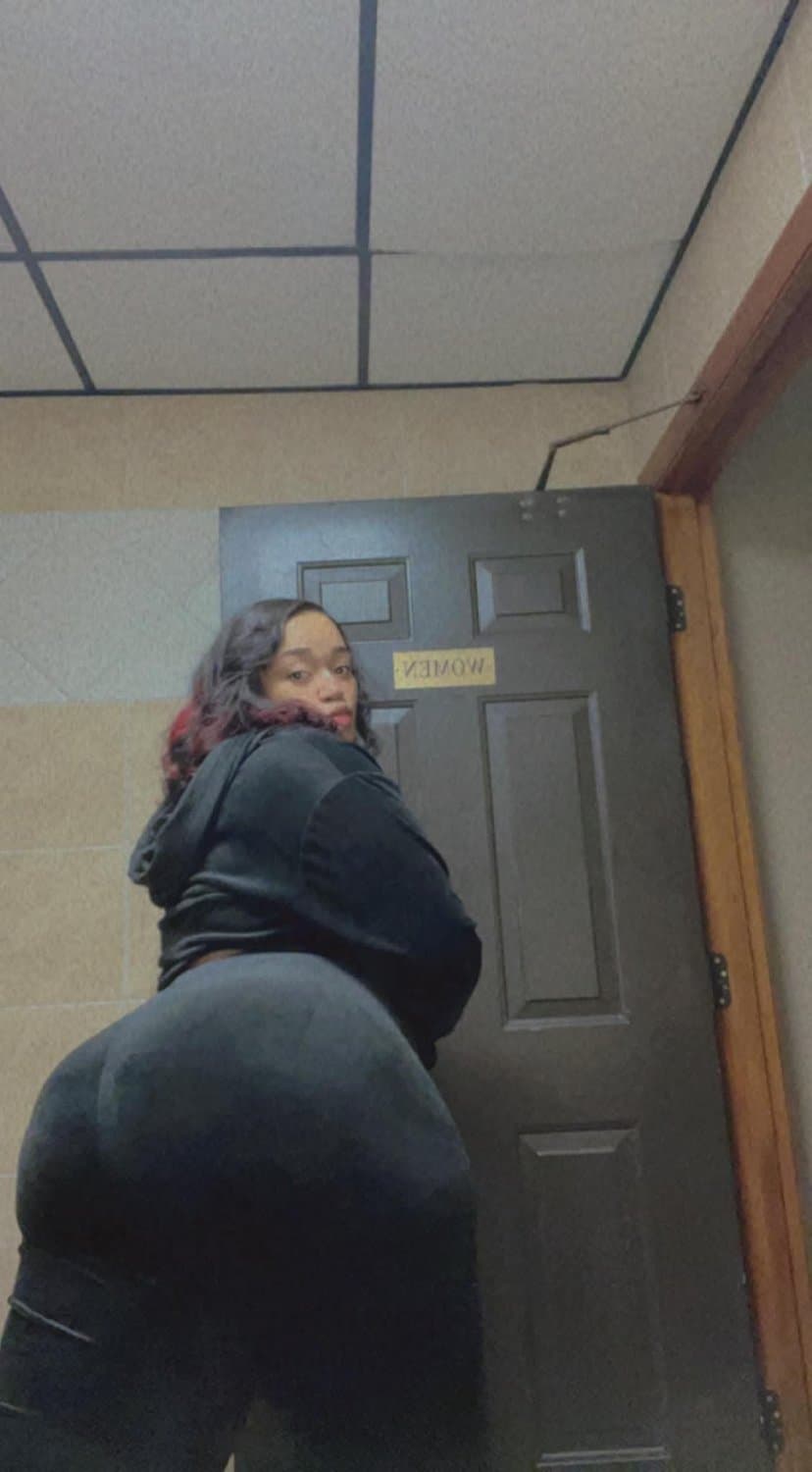 CHUBBY THICK BIG ASS EBONY BBW SSBBW GOONER MATERIAL