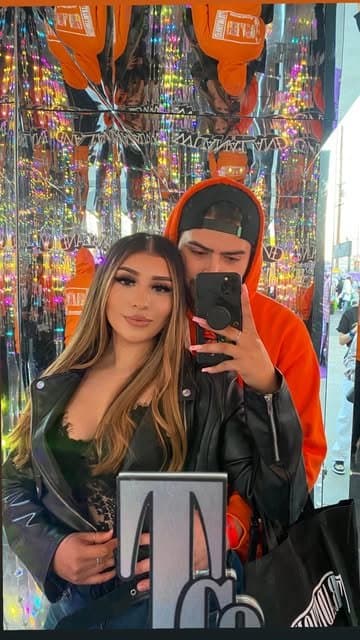 Nicole really got thicker after she had that baby.. you think her baby daddy approves?