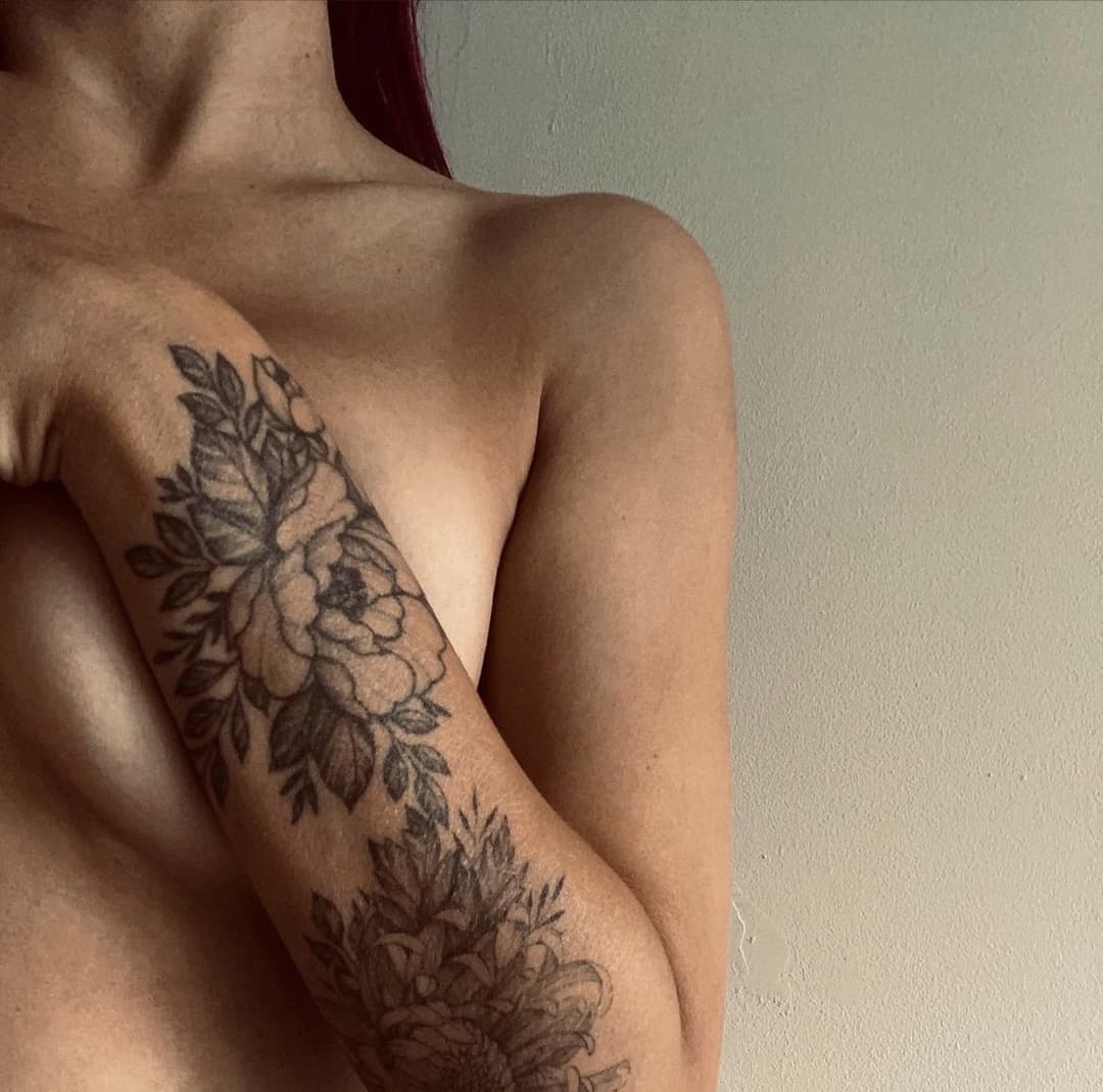 I think my crush Ellen knows how to attract fans