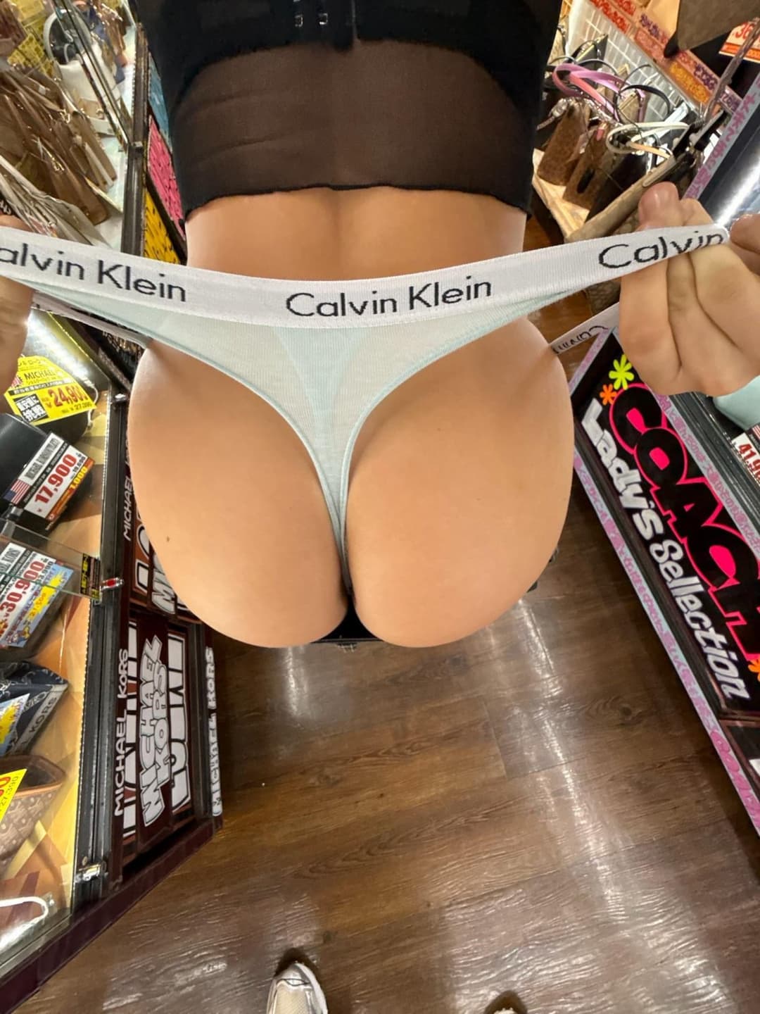 G strings and wedgies