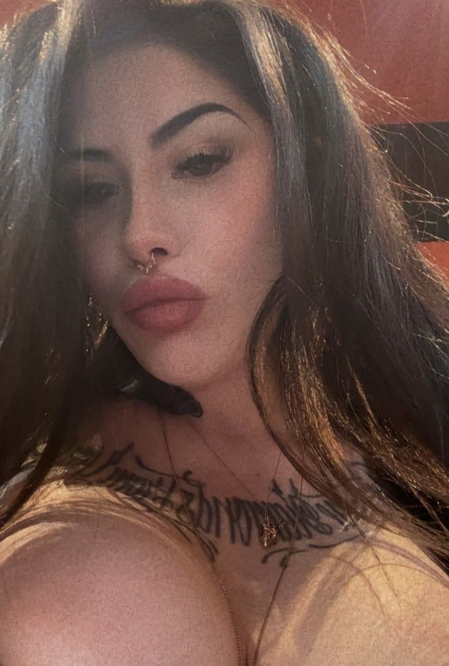 Been talking to this married milf co worker from my job while her husband has been out of state