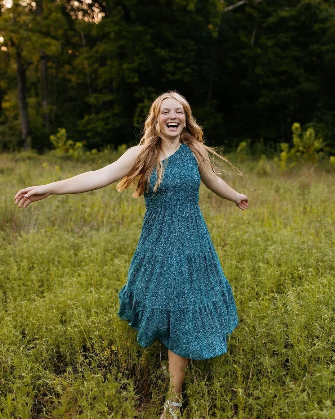 Sexy pale blonde Grace