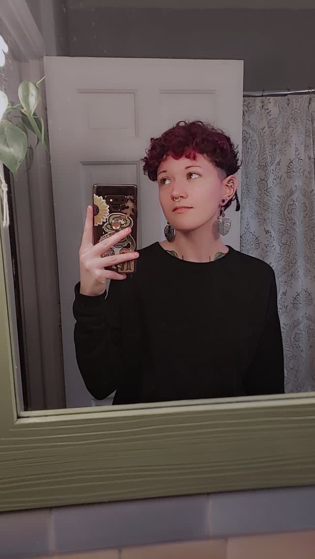 White Stud Dyke Lil Fox