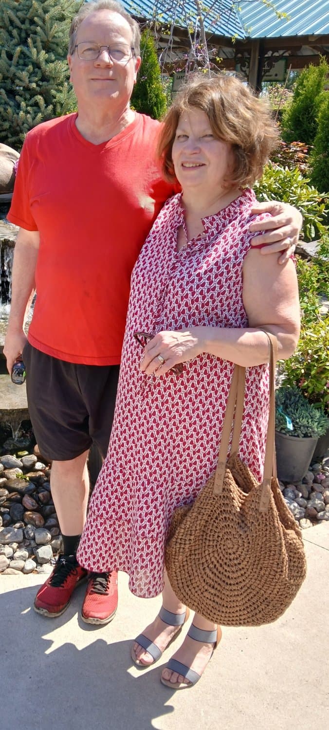 Brunette top to bottom. Chatham-Kent Ontario ?? Robin R. Seen her around? Pickleball beginner.