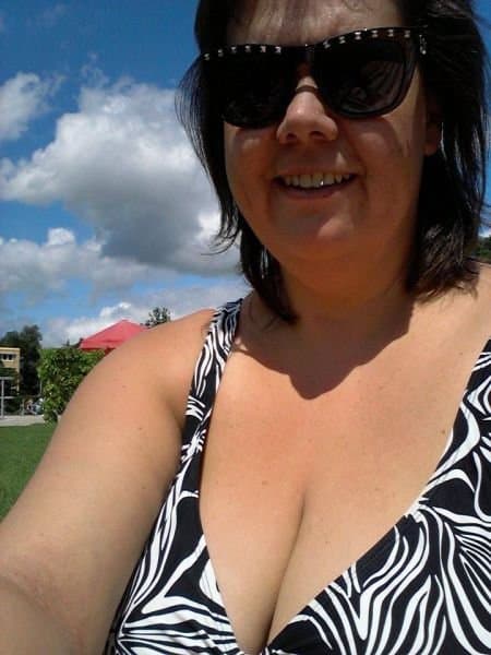 Meine geile Cousine Beate Ilgen will gezeigt werden