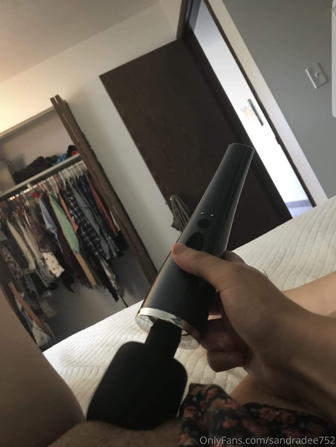 Amateur Casey Shows Huge Tits