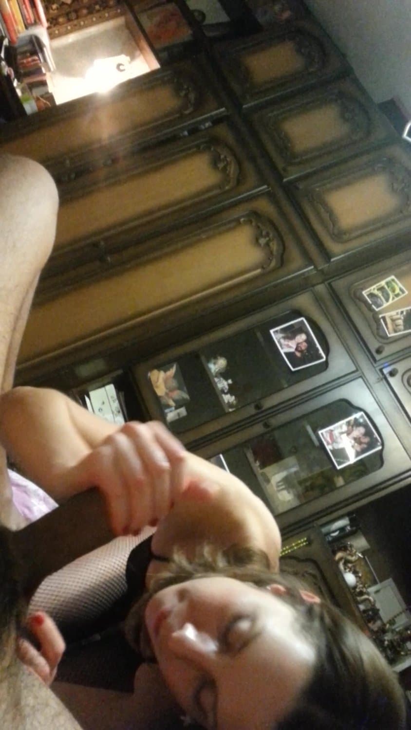 Click to view full size Horny wife sucking dick amateur pussy hot