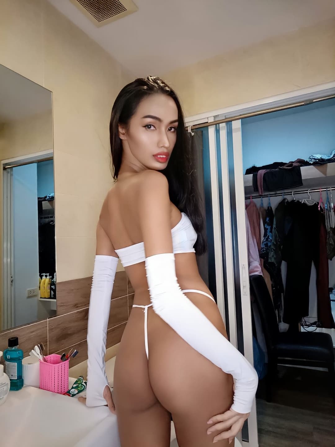 Lita Chalita Jimsaeng Trans