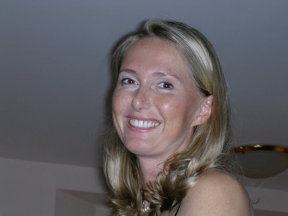 Gorgeous Blonde MILF poses in lingerie